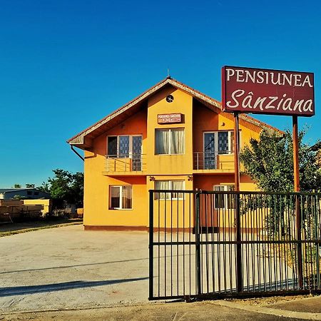 Pensiunea Sanziana Hotell Oradea Exteriör bild