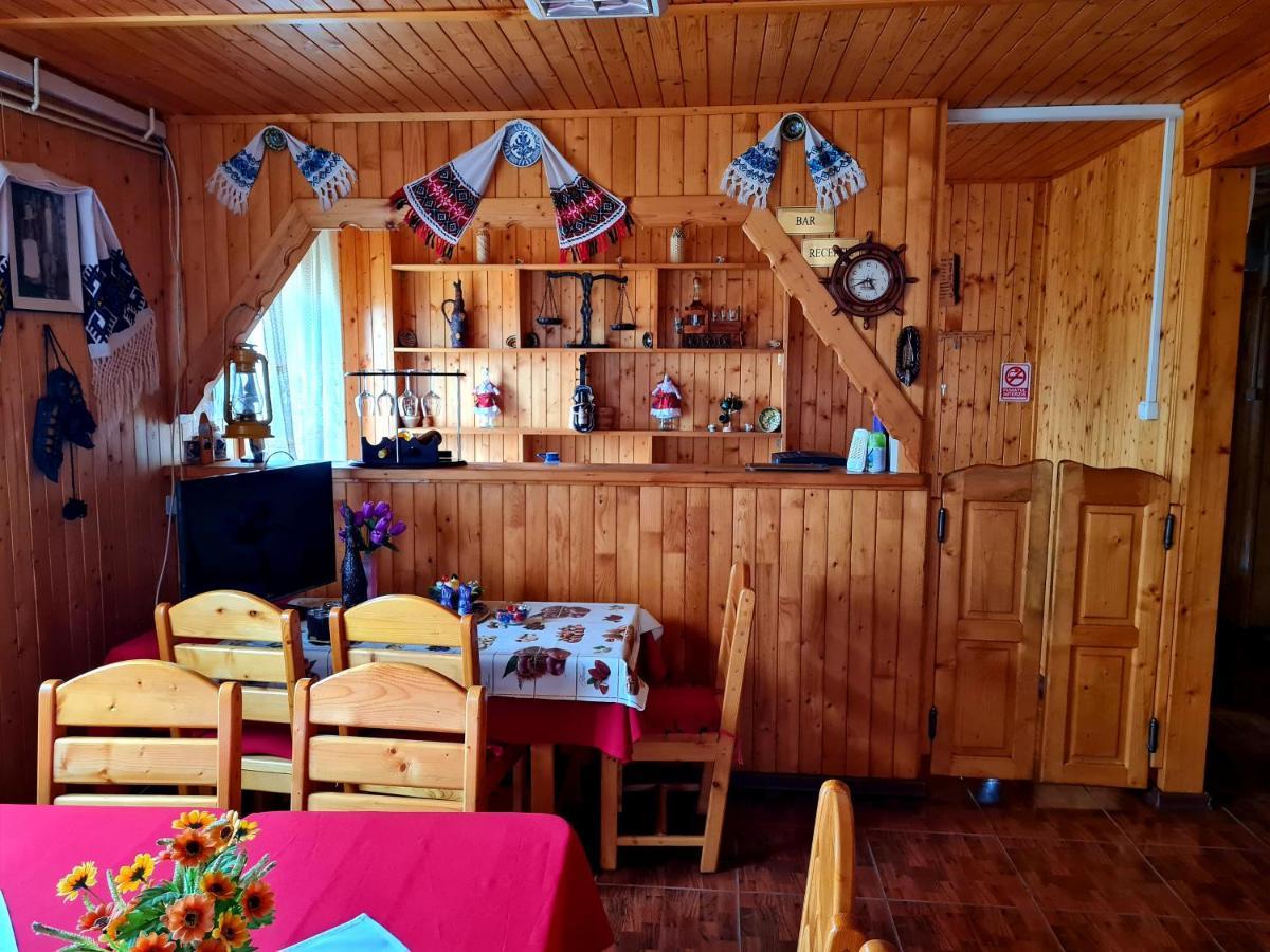Pensiunea Sanziana Hotell Oradea Exteriör bild