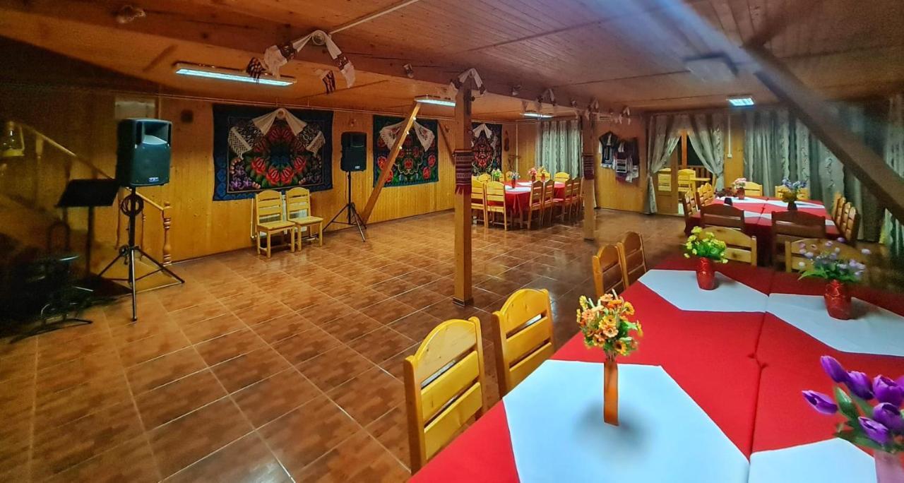Pensiunea Sanziana Hotell Oradea Exteriör bild