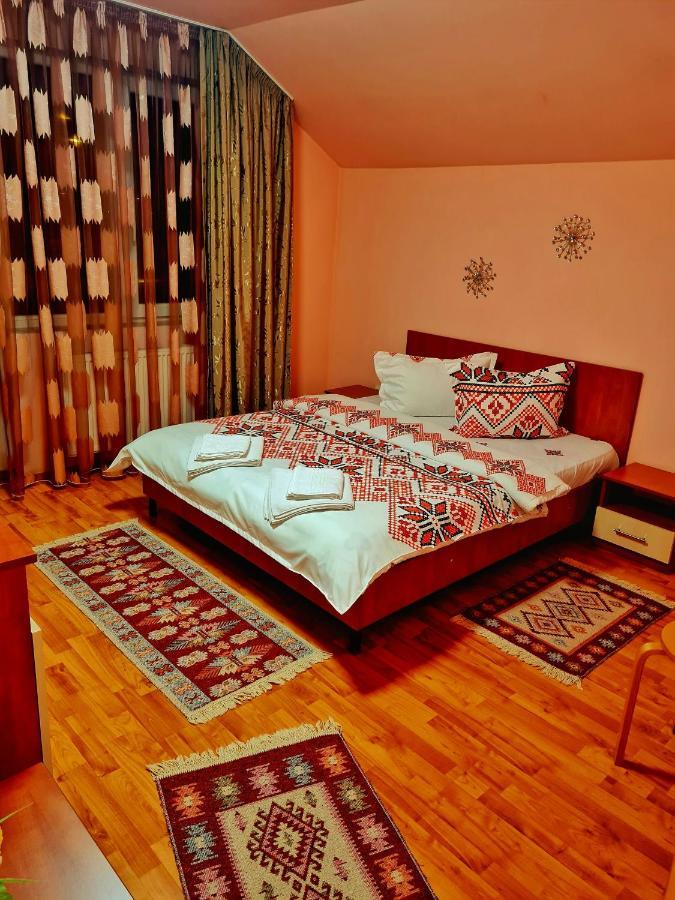 Pensiunea Sanziana Hotell Oradea Exteriör bild